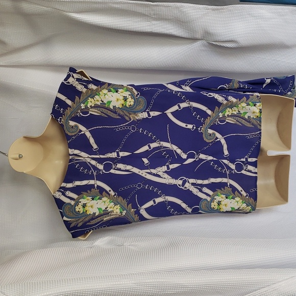 Soho Jeans. Unique Elegant Blue Chain/Belt & Floral Print Women's Top Size L - Picture 9 of 16